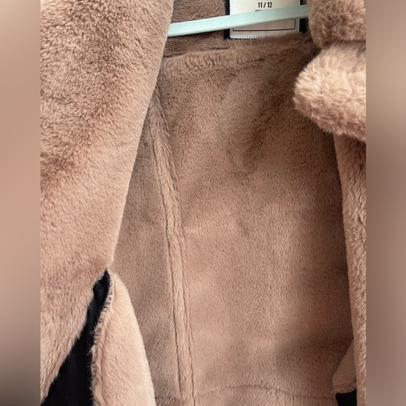 Abercrombie Kids “shearling” jacket with faux fur Size 11-12 - Picture 6 of 6